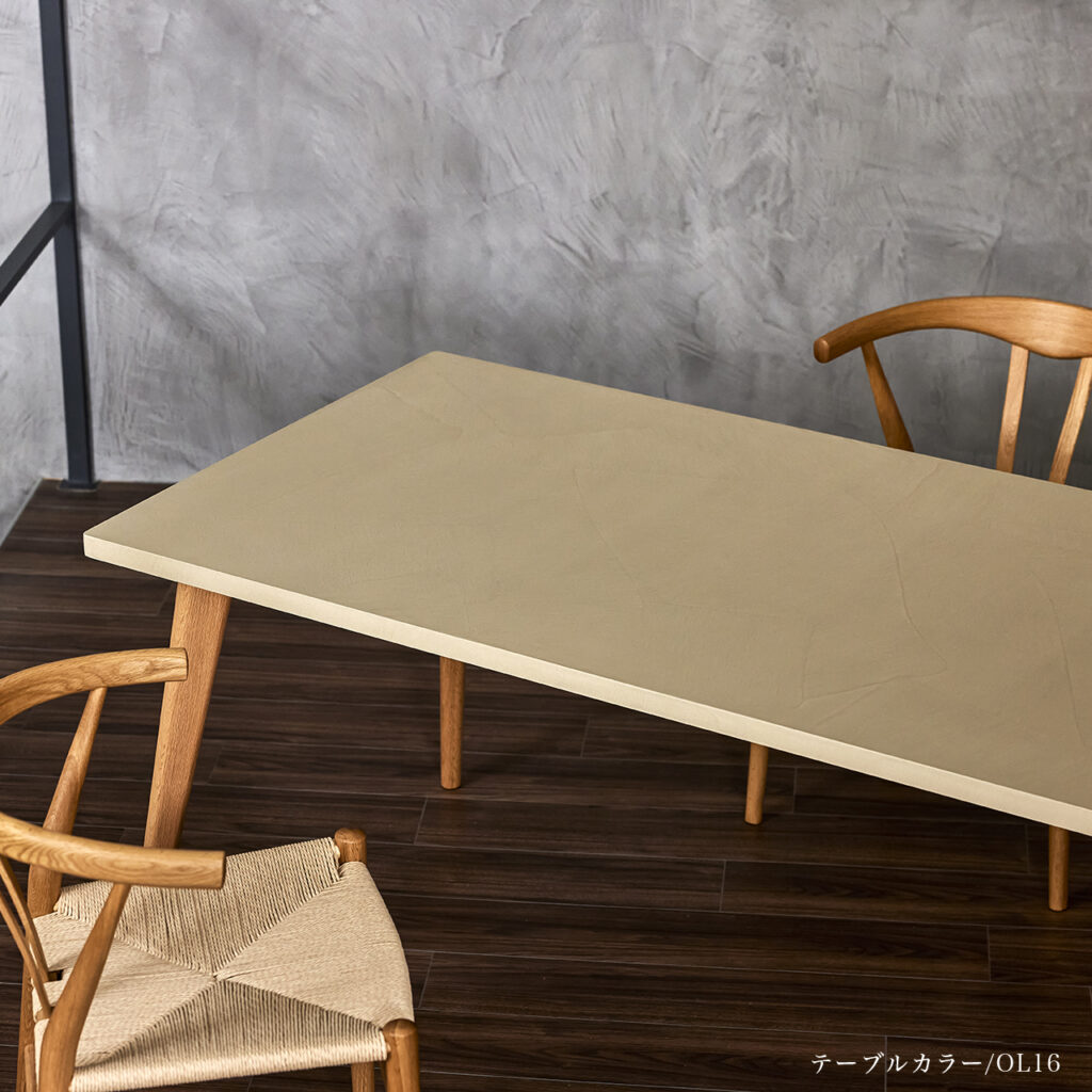OLTREMATERIA ダイニングテーブル（WOODEN LEGS）