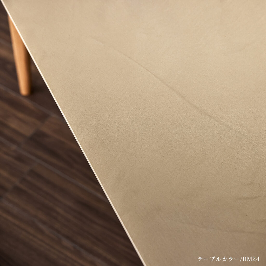 MORTEX ダイニングテーブル(WOODEN LEGS)